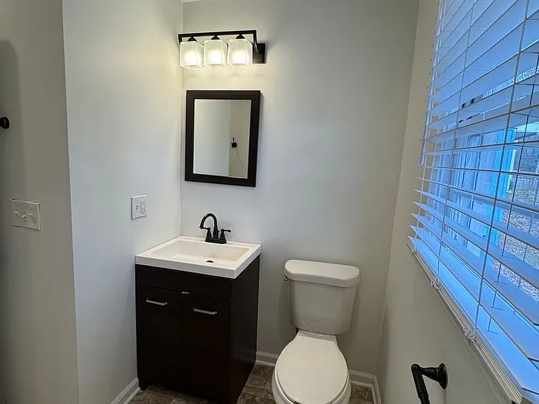 200 S Oconeechee Ave — Photo 20
