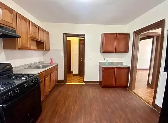 Rented by Coroi Corp | media 14