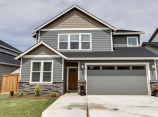 2738 Lilly Dr, Hood River, OR 97031