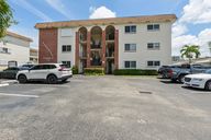 Taylor St-S1907-001.jpg