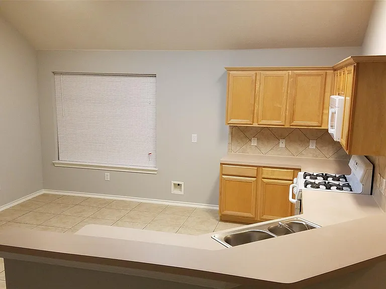18227 Sweet Juniper Ln — Photo 24