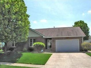 2263 Fairfax Dr, Columbus, IN 47203