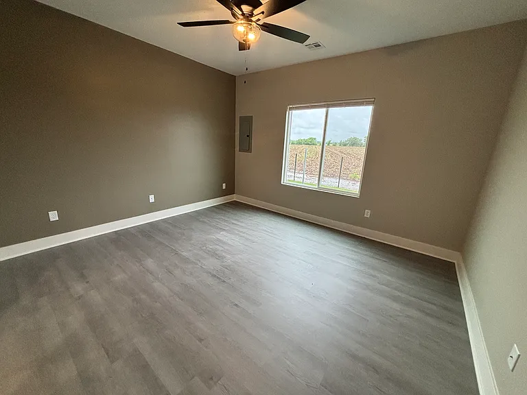2139 Reece St — Photo 14