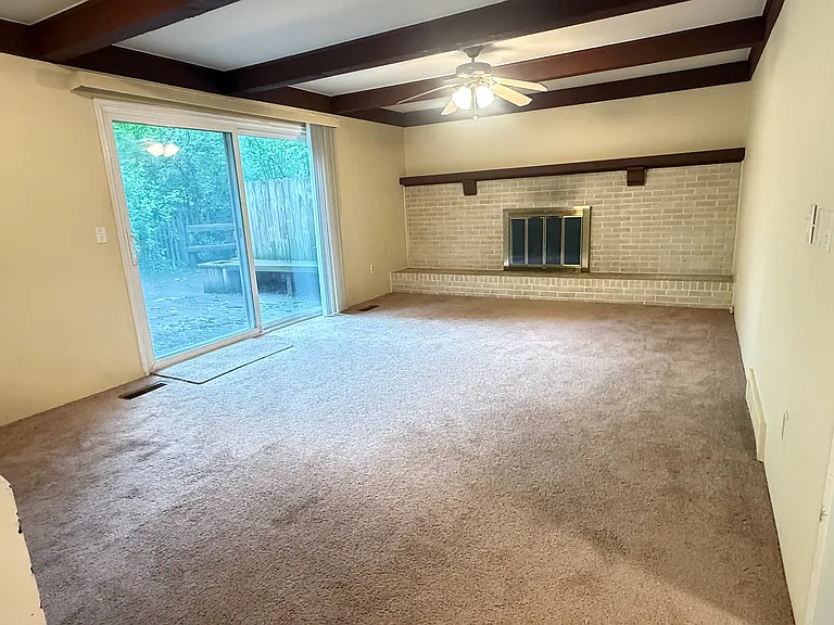 3163 Plymouth Rd — Photo 32
