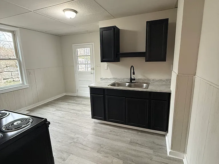 483 Goethe St #1 — Photo 5
