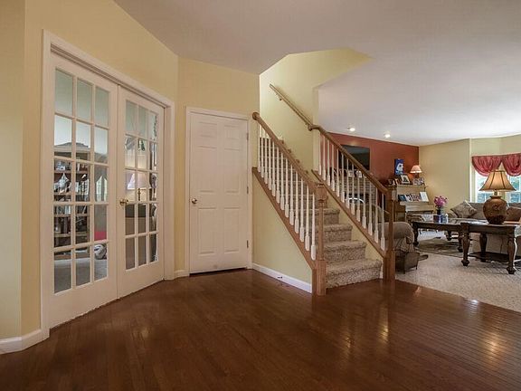 Entry Foyer