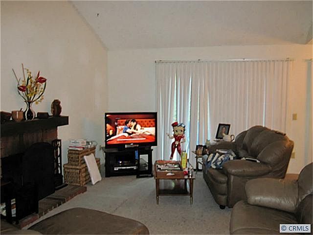 2nd image of 2362 Waco Ave Unit A