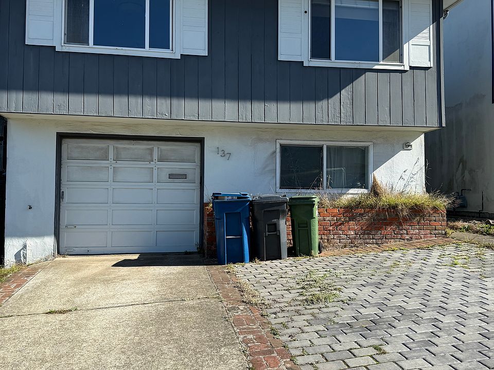 1st image of 137 Saint Francis Blvd