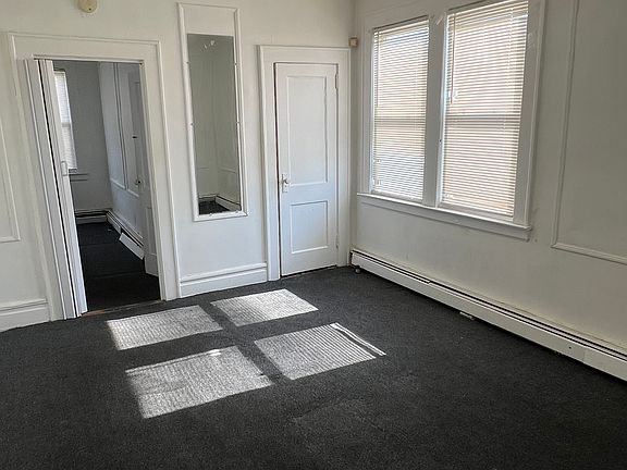 3rd image of 711 Stuyvesant Ave Floor 3