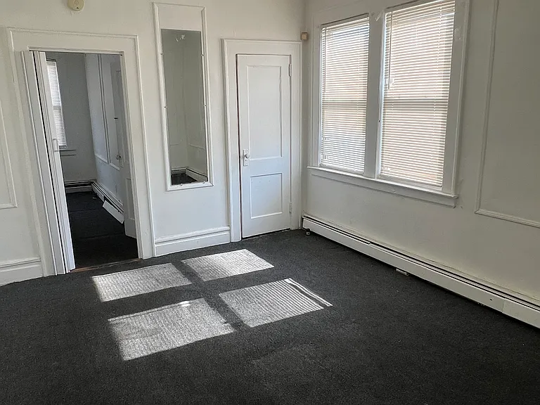 711 Stuyvesant Ave #3 — Photo 3