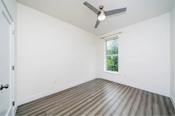 Rented by Douglas Elliman | media 4