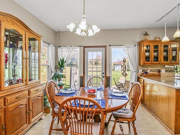 4th image of 34010 E Pink Hill Rd