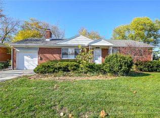 3807 Benfield Dr, Dayton, OH 45429