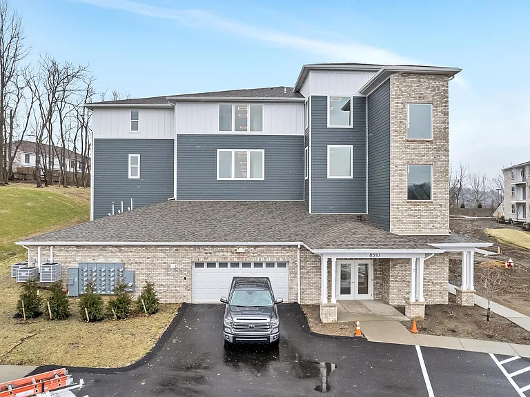 8500 Thompson Run Rd — Photo 27