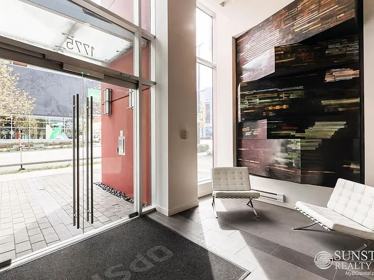 1775 Quebec St #2402 — Photo 25