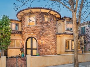 215 The Toledo, Long Beach, CA 90803