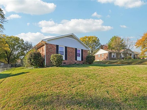 5th image of 112 Lorelei Ct