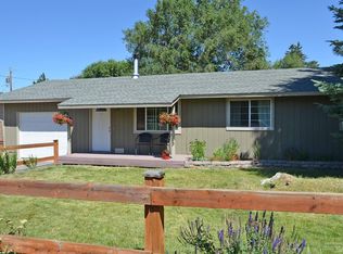 2632 SW 24th St, Redmond, OR 97756