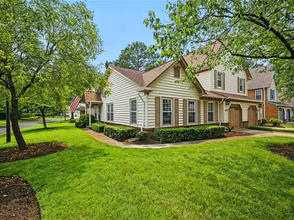 800 Shenandoah River Rd, Chesapeake, VA 23320