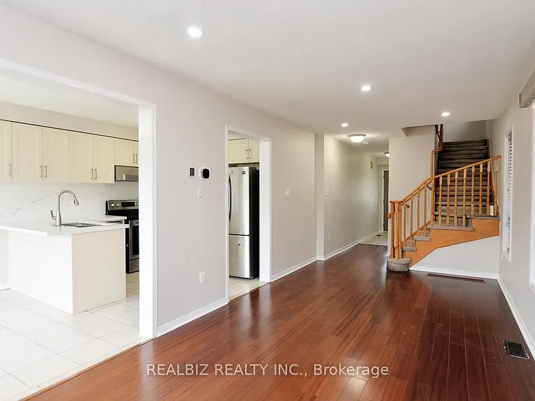 627 Caboto Trl — Photo 22