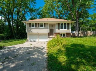 4530 NE 47th Ter, Kansas City, MO 64117