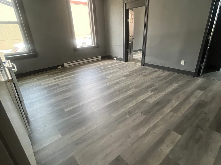 1327 Elam St #2 — Photo 8