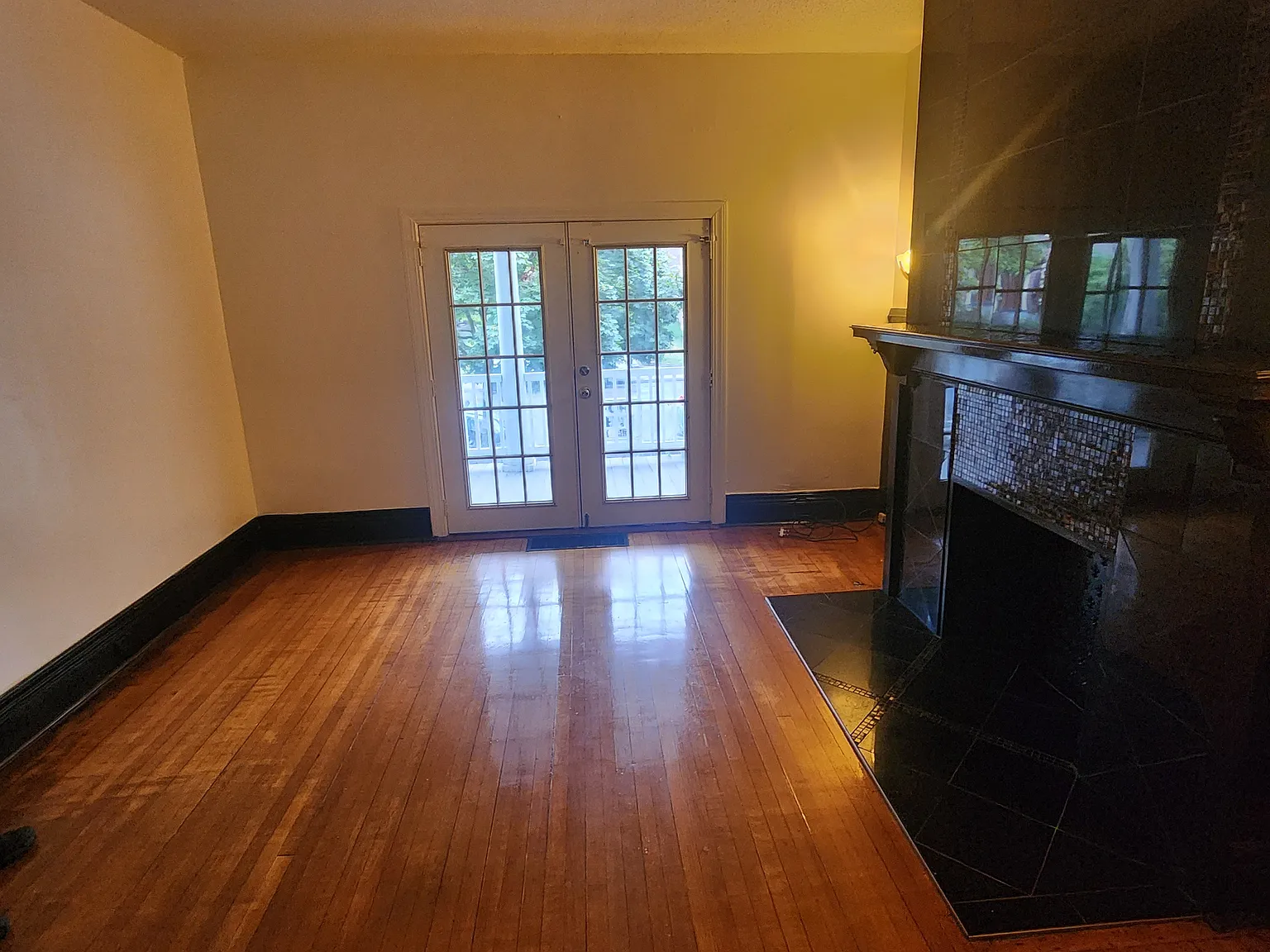 3 bed, 1800 sqft, $2,195 — Photo 4