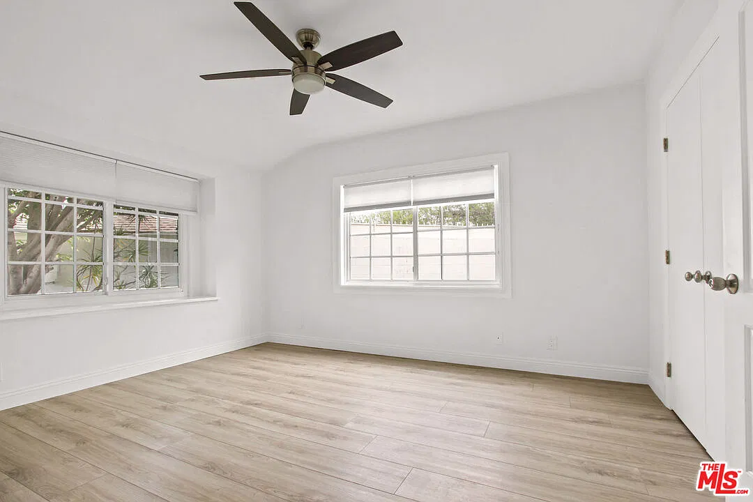 3 bed, 2.0 bath, 1787 sqft, $6,200 — Photo 3
