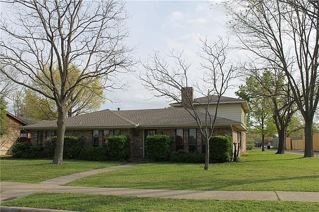 1st image of 3914 Bucknell Dr