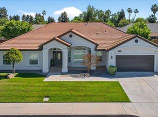1555 Taylor Ln, Madera, CA