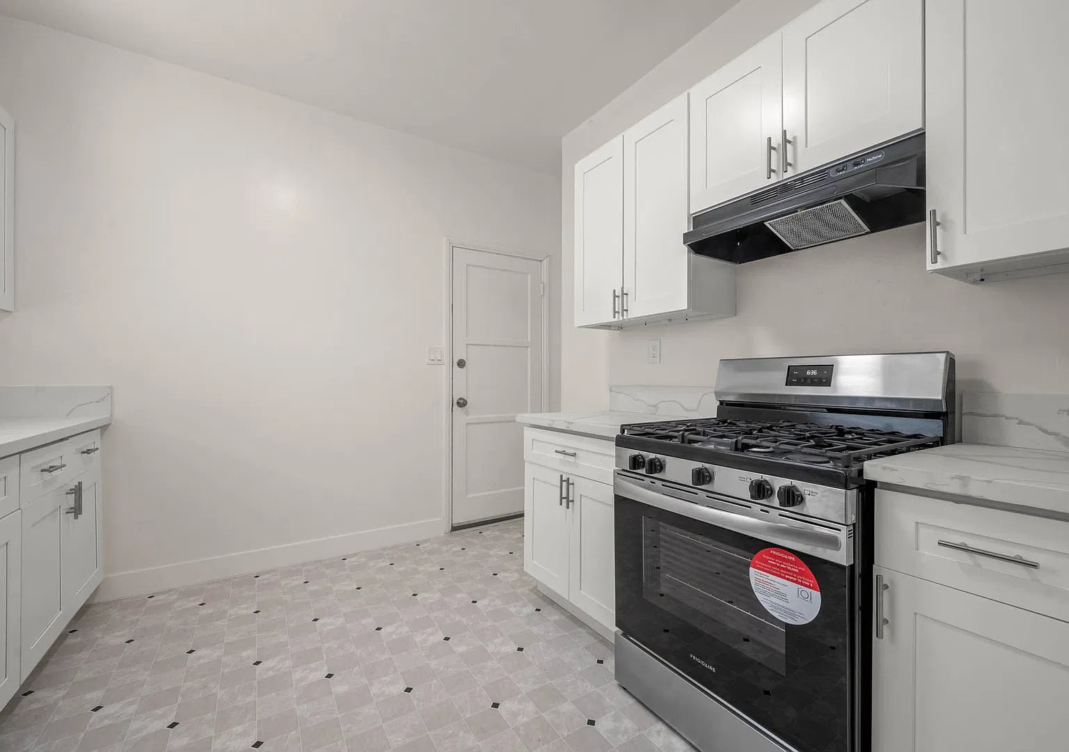 4180 Garthwaite Ave — Photo 4