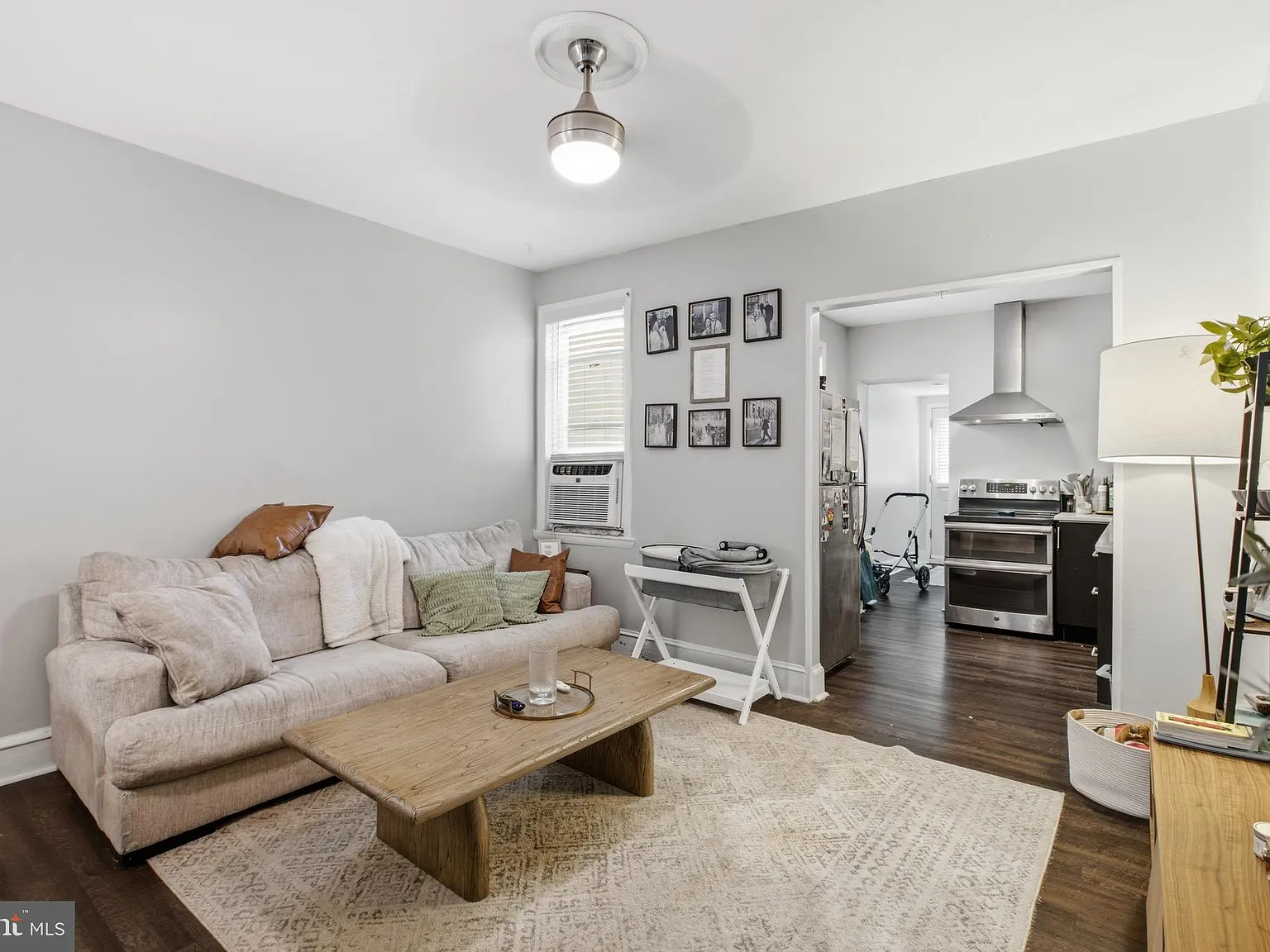 2 bed, $2,800 — Photo 2