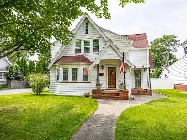 4069 Lake Ave, Rochester, NY 14612