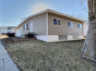 2270 26th St, Marion, IA