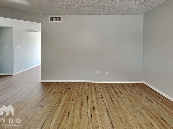 5th image of 10716 N Arapaho Dr