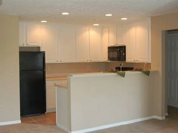 5322 Darlington Rd APT C, Columbus, OH 43220