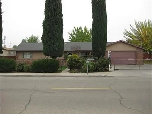 13555 E Bulah Ave, Parlier, CA 93648
