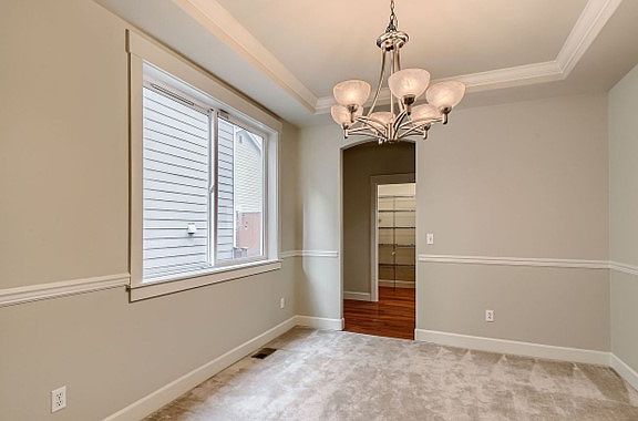 5th image of 4333 227th Pl SE