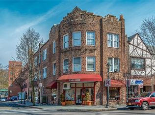 30 Garth Rd APT 3R, Scarsdale, NY 10583