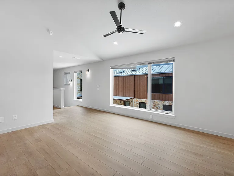 Modern Luxury in San Marcos' Premier Courtyard Community Now Leasing! — Photo 88