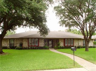 6925 Hunters Ridge Dr, Dallas, TX 75248