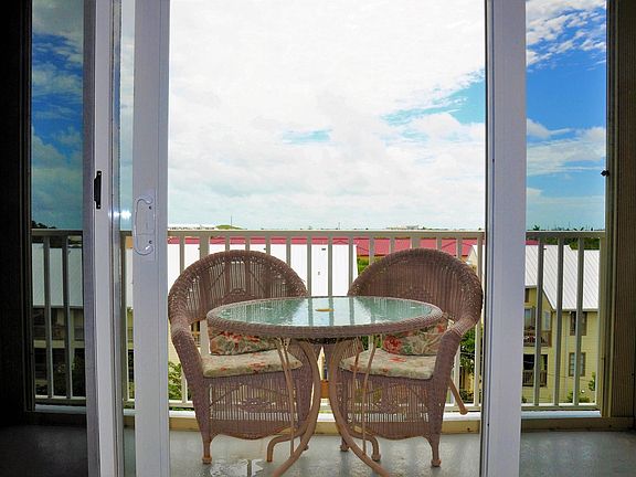 3rd image of 3312 Northside Dr APT 605