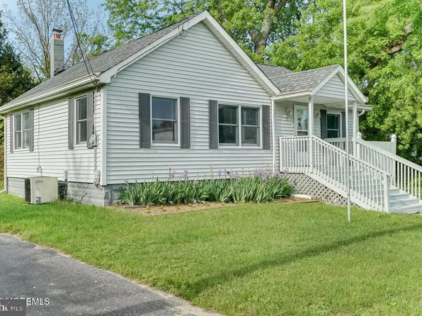 15 Buckley Ln, Bayville, NJ 08721