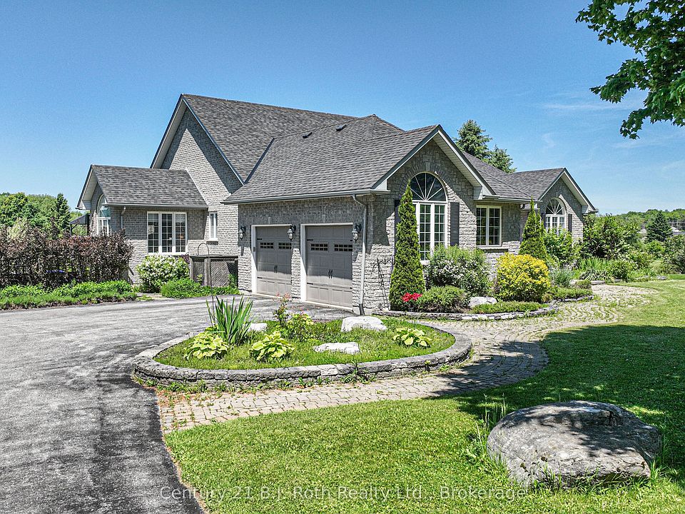 1st image of 1273 Hawk Ridge Cres