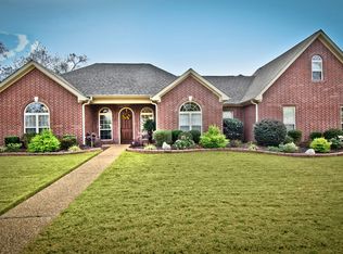 137 Wildwood Forest Rd, Hot Springs, AR 71913