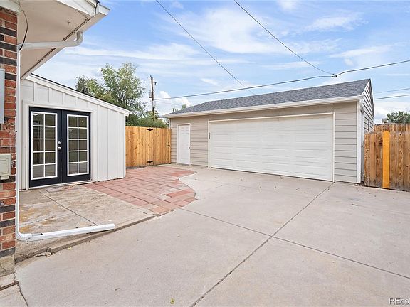 4th image of 6035 Utica Street