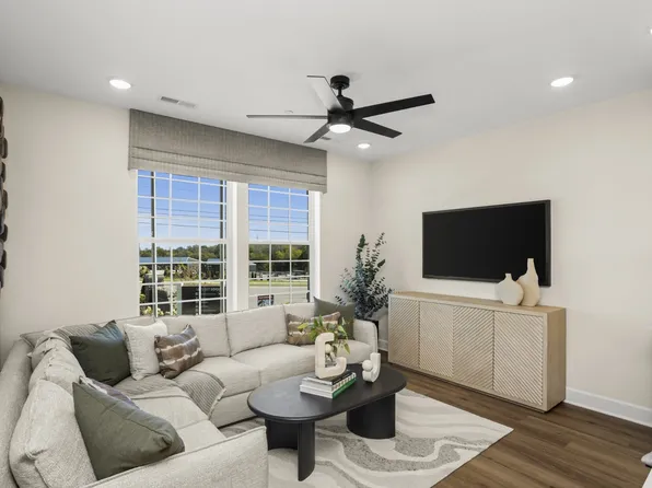 311 Lynwood Station Blvd, Mount Juliet, TN 37122