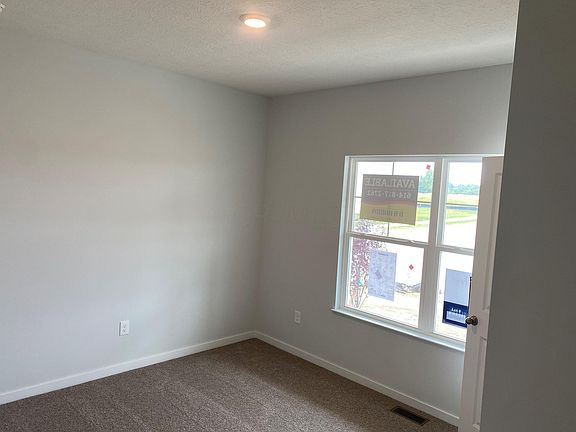 5th image of 458 Faulkner Dr