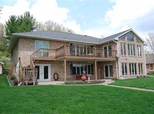 E4333 W Redstone Dr, La Valle, WI 53941