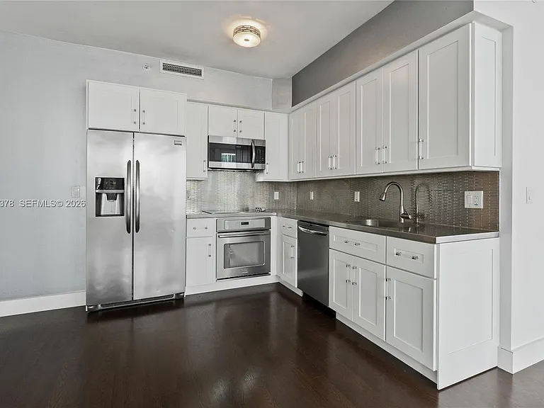 801 Brickell Key Blvd #2912 — Photo 5